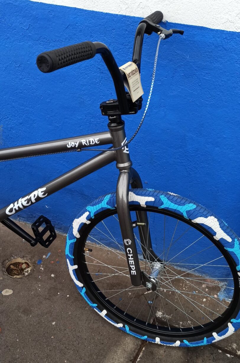 Bicicleta R24 Gris Camuflaje Azul - Image 6