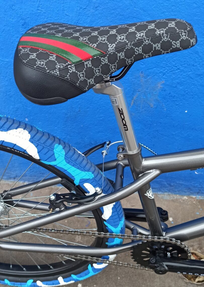 Bicicleta R24 Gris Camuflaje Azul - Image 3