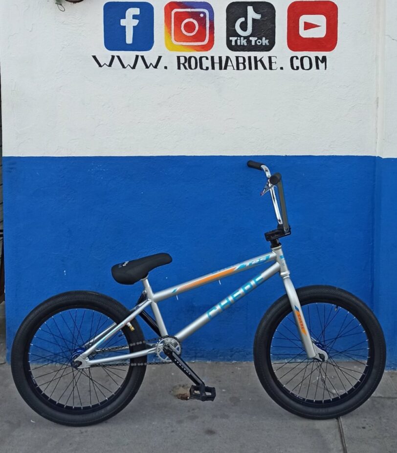 BMX Chepe Cuadro Gris Rines HJC